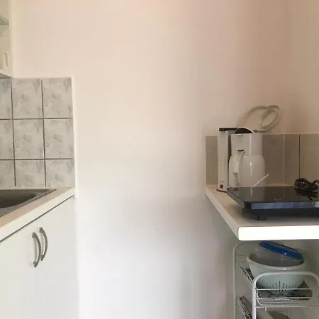 Appartement Small Ground Floor Apartment With Private Entrance Near Naumburg Bad Kosen