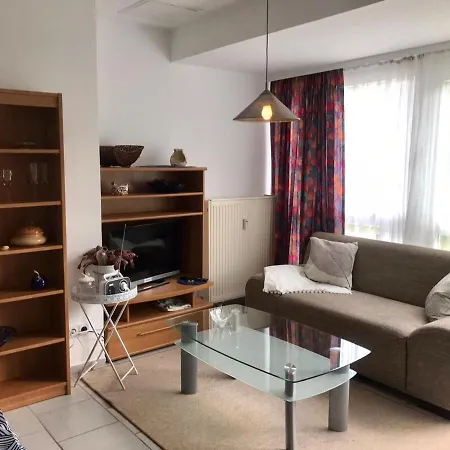 Small Ground Floor Apartment With Private Entrance Near Naumburg Appartement Bad Kosen
